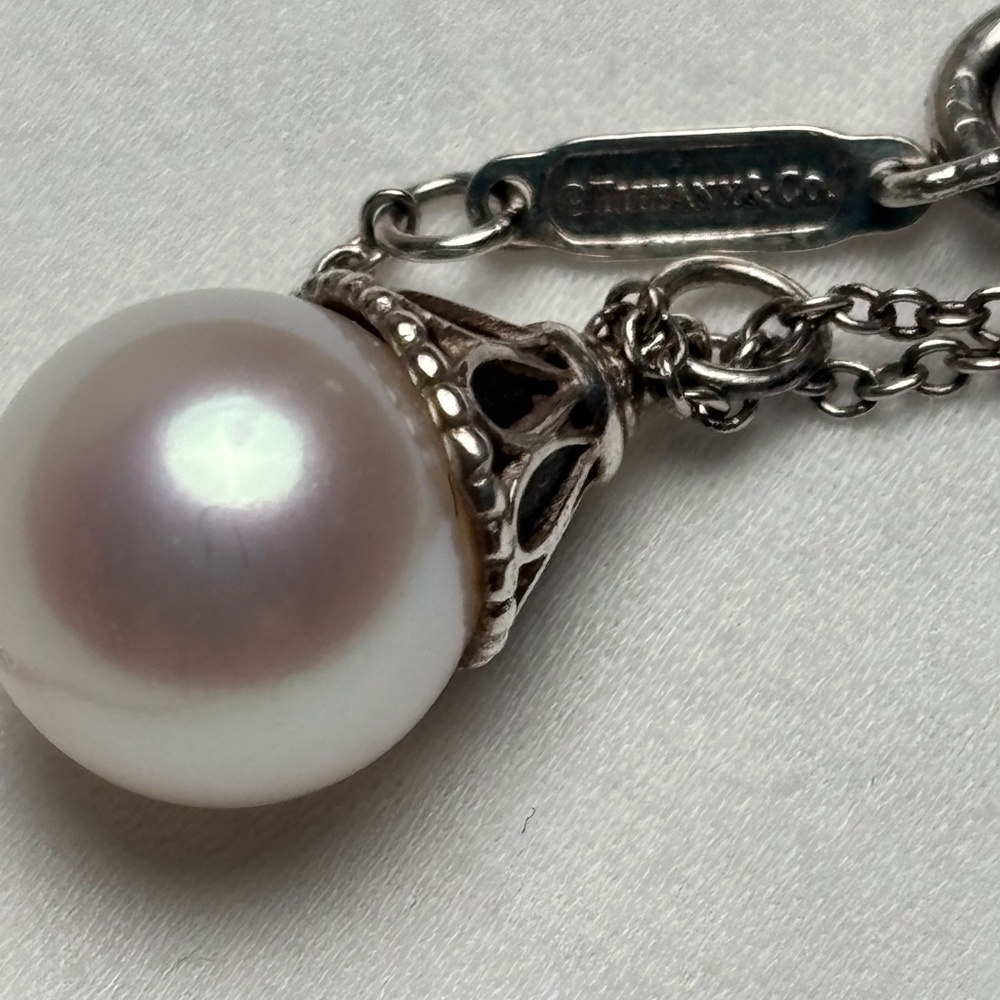 Tiffany & Co Sterling Silver Pearl Pendant Necklace